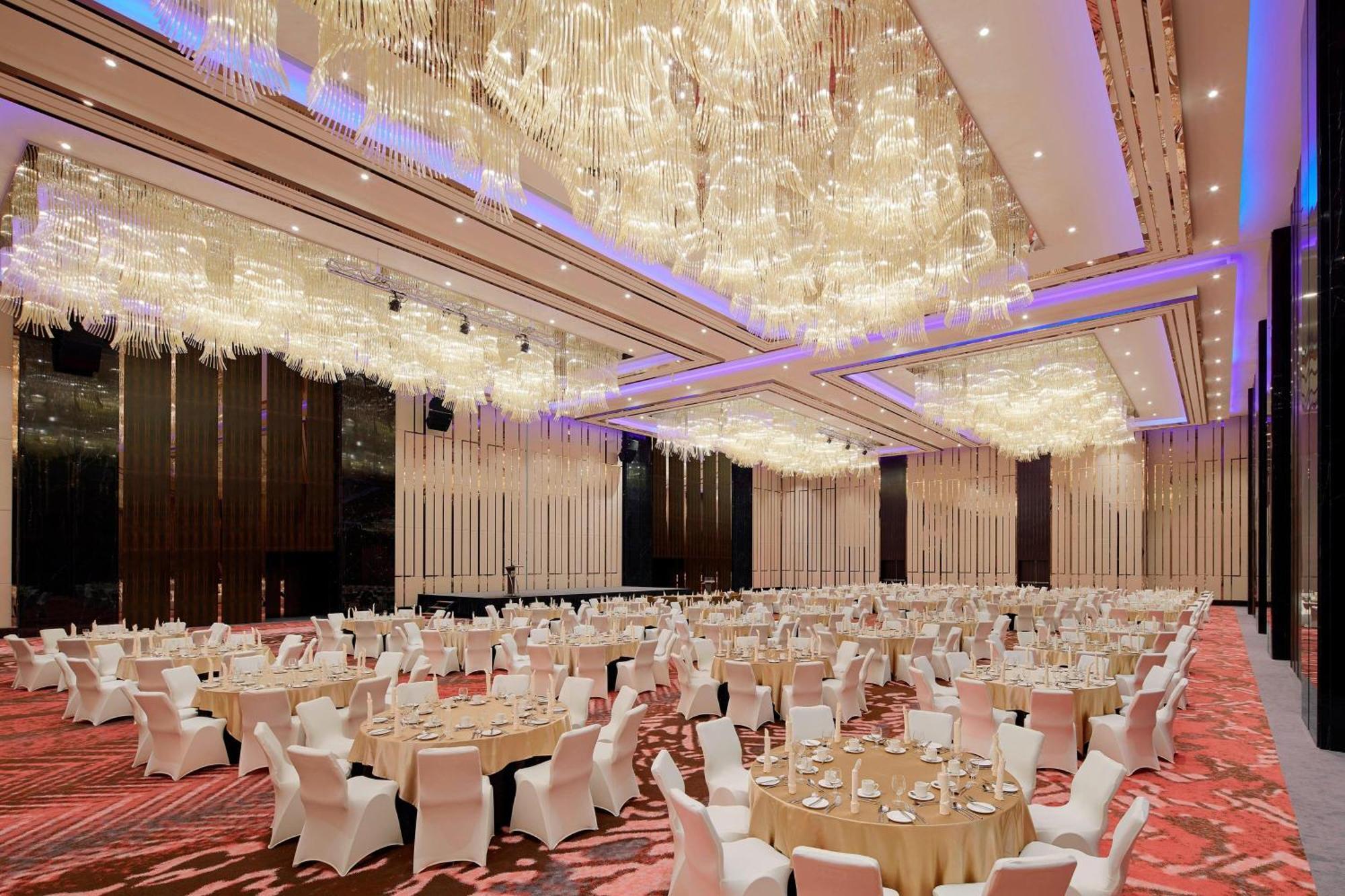 โรงแรมเชอราตัน เปตาลิง ชายา เปอตาลิงจายา ภายนอก รูปภาพ The Grand Ballroom